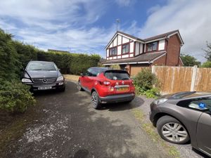 Photo 8- click for photo gallery